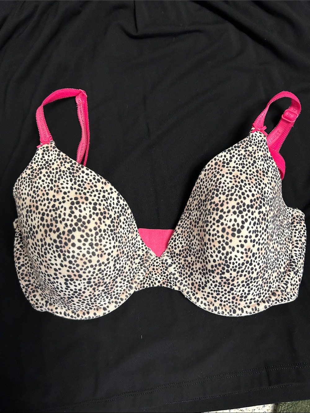 Victoria's Secret Leopard Print T-Shirt Bra with Hot Pink Accents